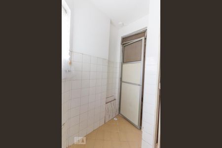 Apartamento à venda com 75m², 3 quartos e 2 vagas Apartamento à venda com 75m², 3 quartos e 2 vagasÁrea de Serviço
