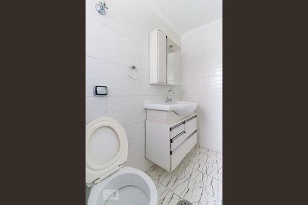 Apartamento à venda com 75m², 3 quartos e 2 vagas Apartamento à venda com 75m², 3 quartos e 2 vagasBanheiro 1