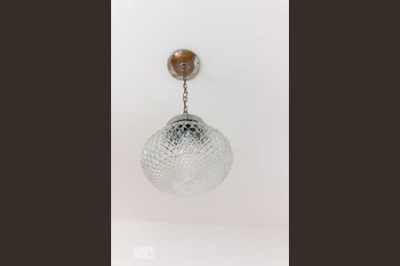 Apartamento à venda com 75m², 3 quartos e 2 vagas Apartamento à venda com 75m², 3 quartos e 2 vagasQuarto 2 - Lustre