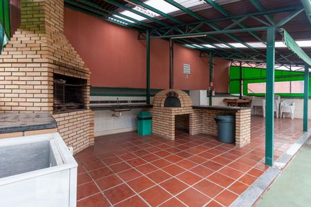 Apartamento à venda com 75m², 3 quartos e 2 vagas Apartamento à venda com 75m², 3 quartos e 2 vagasÁrea comum - Churrasqueira