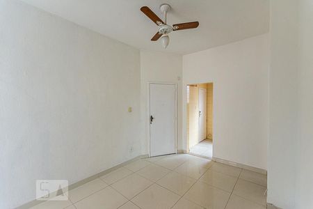 Sala de apartamento à venda com 2 quartos, 48m² em Centro, Niterói
