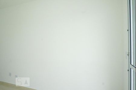 Sala de apartamento à venda com 2 quartos, 50m² em Vila Carmosina, São Paulo