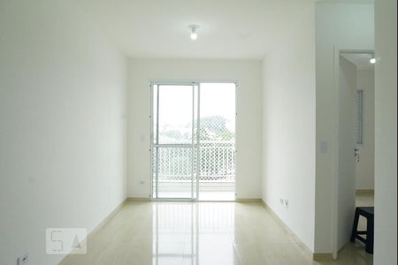 Sala de apartamento à venda com 2 quartos, 50m² em Vila Carmosina, São Paulo