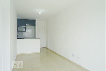 Sala de apartamento à venda com 2 quartos, 50m² em Vila Carmosina, São Paulo