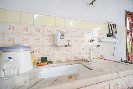 Casa à venda com 560m², 4 quartos e 8 vagas Casa à venda com 560m², 4 quartos e 8 vagasPia