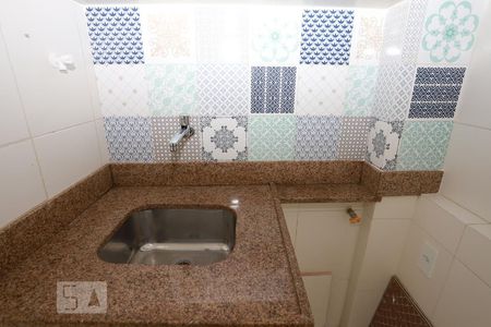 Cozinha de kitnet/studio à venda com 1 quarto, 30m² em Grajau, Rio de Janeiro