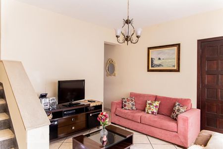 Sala de casa para alugar com 3 quartos, 185m² em Campestre, Santo André