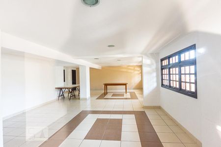 Apartamento à venda com 130m², 3 quartos e 2 vagas Apartamento à venda com 130m², 3 quartos e 2 vagasÁrea comum - Salão de festas