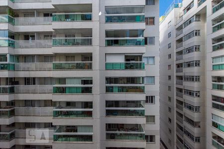 Apartamento à venda com 130m², 3 quartos e 2 vagas Apartamento à venda com 130m², 3 quartos e 2 vagasVista do Quarto 3