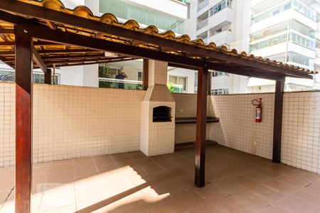 Apartamento à venda com 130m², 3 quartos e 2 vagas Apartamento à venda com 130m², 3 quartos e 2 vagasÁrea comum - Churrasqueira