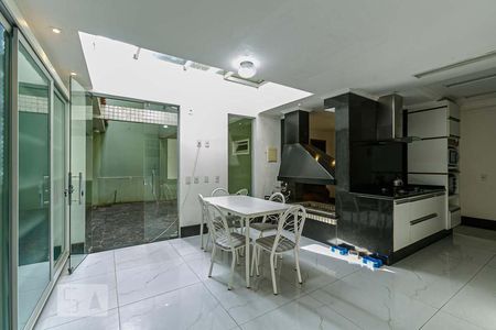 Apartamento à venda com 800m², 5 quartos e 7 vagasCozinha