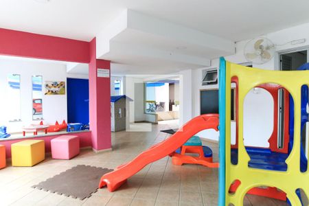 Apartamento para alugar com 102m², 3 quartos e 2 vagasÁrea Comum - Playground