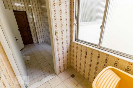 Apartamento para alugar com 60m², 3 quartos e 1 vagaÁrea de Serviço