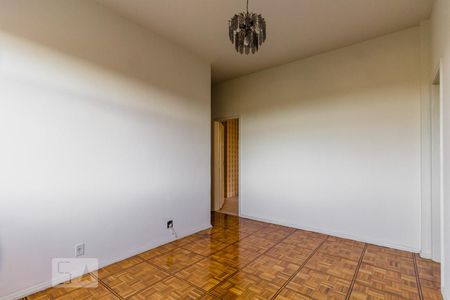 Sala de apartamento para alugar com 3 quartos, 60m² em Jardim Guanabara, Rio de Janeiro