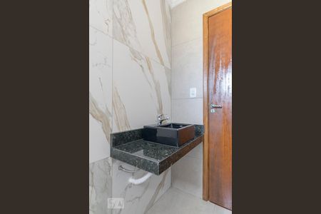 Lavabo de casa para alugar com 4 quartos, 255m² em Paraíso, Santo André