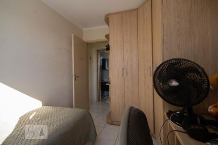 Quarto 1 de apartamento para alugar com 3 quartos, 58m² em Vila Mangalot, São Paulo