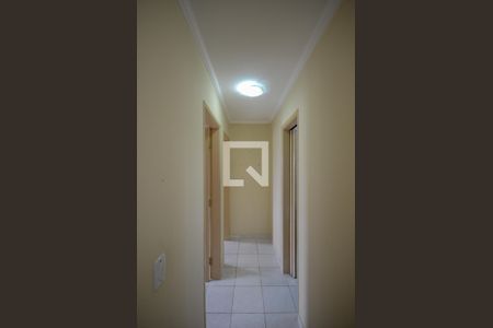 Corredor de apartamento à venda com 2 quartos, 58m² em Vila Mangalot, São Paulo