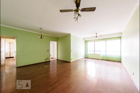 Sala de apartamento à venda com 3 quartos, 150m² em Centro, Campinas