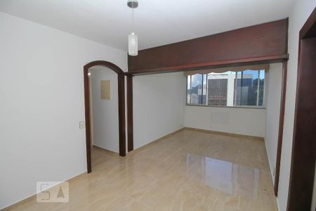 Apartamento para alugar com 80m², 3 quartos e 1 vagaSala