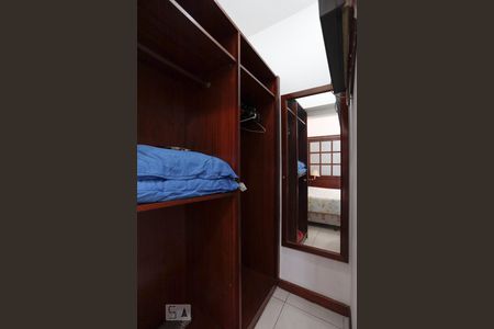 Closet de apartamento para alugar com 1 quarto, 32m² em Campos Elíseos, São Paulo
