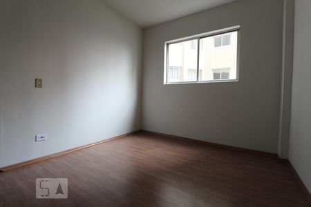 Quarto de apartamento para alugar com 1 quarto, 33m² em Rebouças, Curitiba