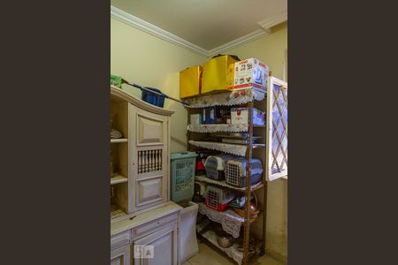 Casa à venda com 180m², 4 quartos e 4 vagasQuarto de Serviço