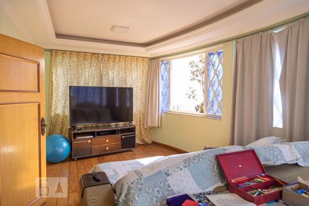 Casa à venda com 180m², 4 quartos e 4 vagasSala 5