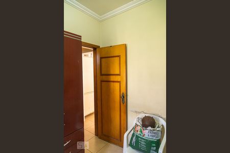 Casa à venda com 180m², 4 quartos e 4 vagasQuarto de Serviço