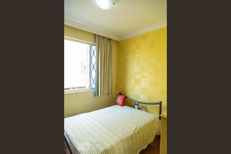 Casa à venda com 180m², 4 quartos e 4 vagasQuarto 3