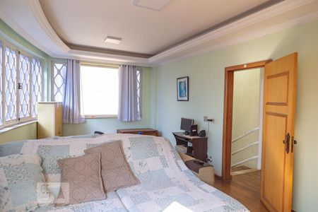 Casa à venda com 180m², 4 quartos e 4 vagasSala 5