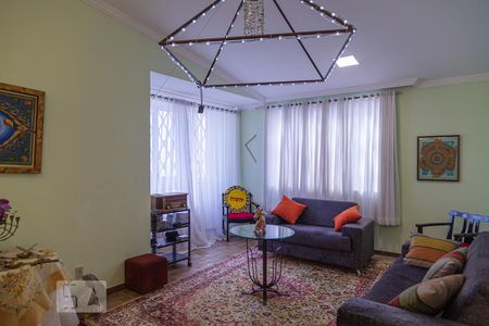Sala 1 de casa à venda com 4 quartos, 180m² em Mangabeiras, Belo Horizonte