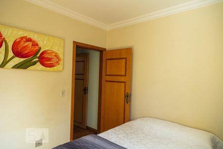 Casa à venda com 180m², 4 quartos e 4 vagasSuíte 2