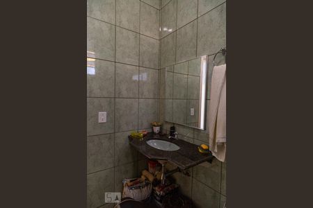 Casa à venda com 180m², 4 quartos e 4 vagasBanheiro do Consultório