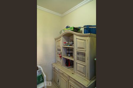 Casa à venda com 180m², 4 quartos e 4 vagasQuarto de Serviço