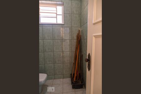 Casa à venda com 180m², 4 quartos e 4 vagasBanheiro do Consultório