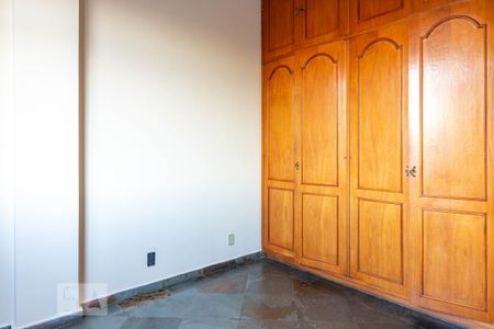 Quarto 1 de apartamento para alugar com 2 quartos, 70m² em Méier, Rio de Janeiro