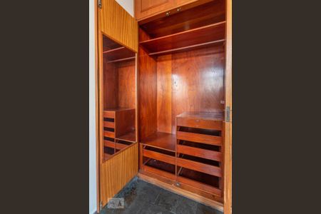 Quarto 1 de apartamento para alugar com 2 quartos, 70m² em Méier, Rio de Janeiro