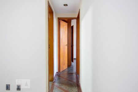 Corredor de apartamento para alugar com 2 quartos, 70m² em Méier, Rio de Janeiro