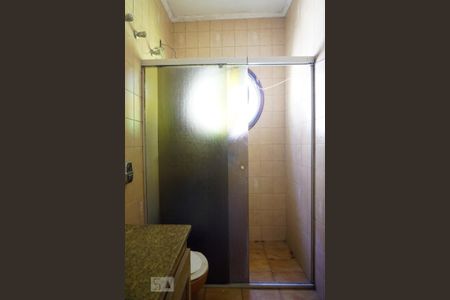 Casa à venda com 250m², 3 quartos e 6 vagasBanheiro da Suíte