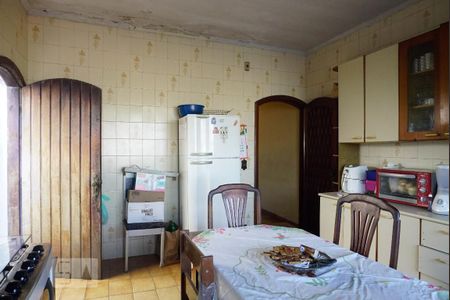 Casa à venda com 250m², 3 quartos e 6 vagasCozinha