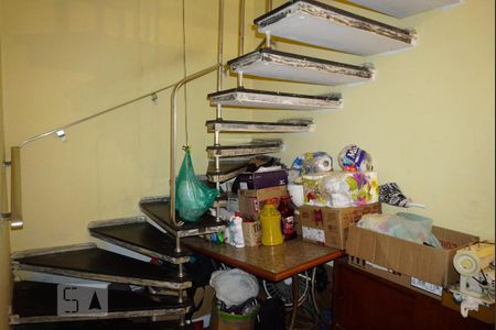 Casa à venda com 250m², 3 quartos e 6 vagasHall da Escada dos Quartos