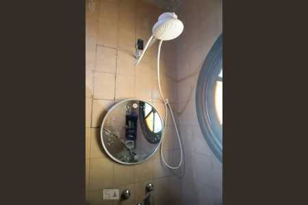 Casa à venda com 250m², 3 quartos e 6 vagasBanheiro Social