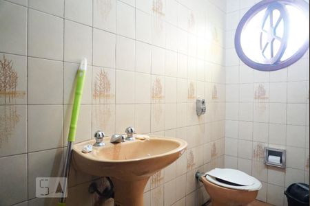 Casa à venda com 250m², 3 quartos e 6 vagasLavabo