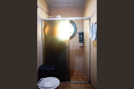 Casa à venda com 250m², 3 quartos e 6 vagasBanheiro Social