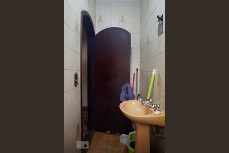 Casa à venda com 250m², 3 quartos e 6 vagasLavabo