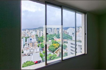 Vista da Sala de apartamento para alugar com 3 quartos, 100m² em Sion, Belo Horizonte