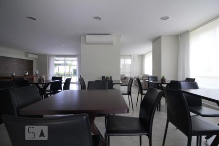 Apartamento para alugar com 70m², 2 quartos e 2 vagasCondomínio