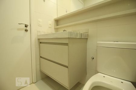 Apartamento para alugar com 70m², 2 quartos e 2 vagasBanheiro Social