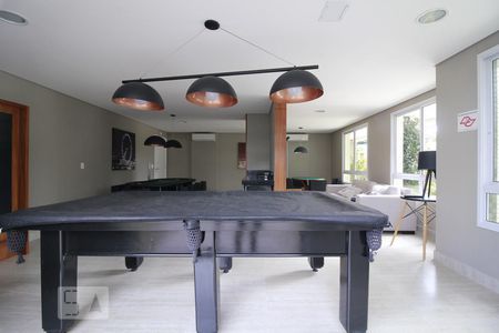 Apartamento para alugar com 70m², 2 quartos e 2 vagasCondomínio