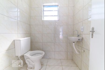 Casa para alugar com 110m², 2 quartos e 4 vagasBanheiro de Serviço